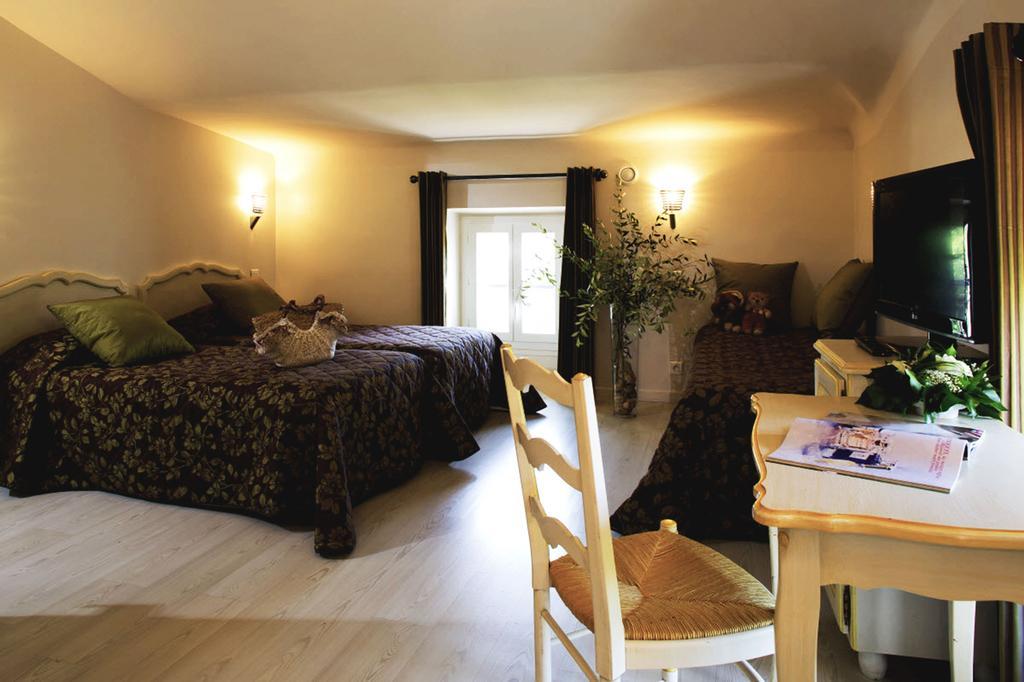 Hotel Du Bosquet Pegomas Luaran gambar