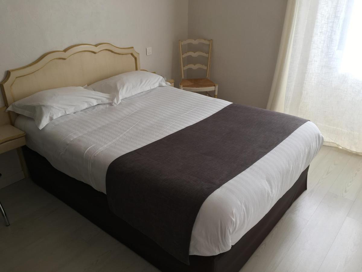 Hotel Du Bosquet Pegomas Luaran gambar